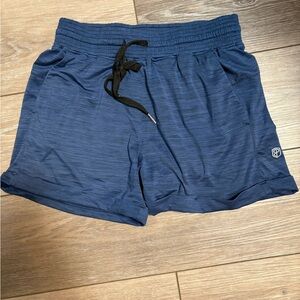 Born primitive shorts